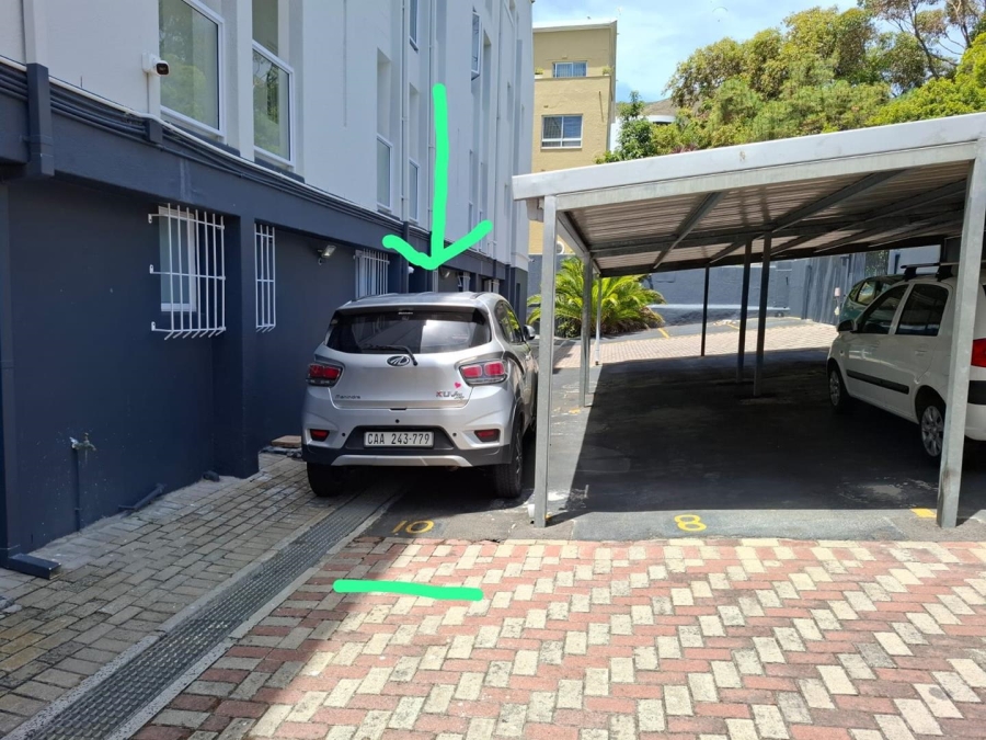 2 Bedroom Property for Sale in Sea Point Western Cape